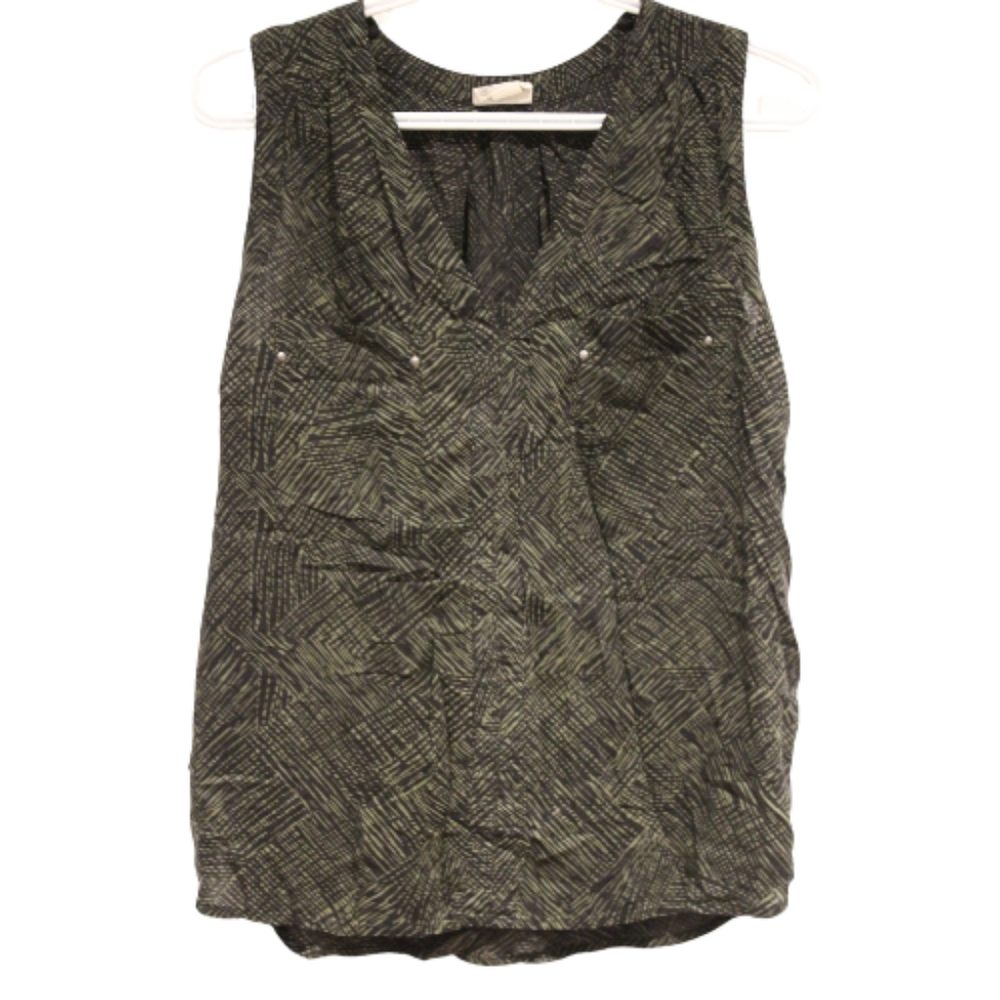 2/$20 🏷 Converse Green & Black Pattern Tank Size M